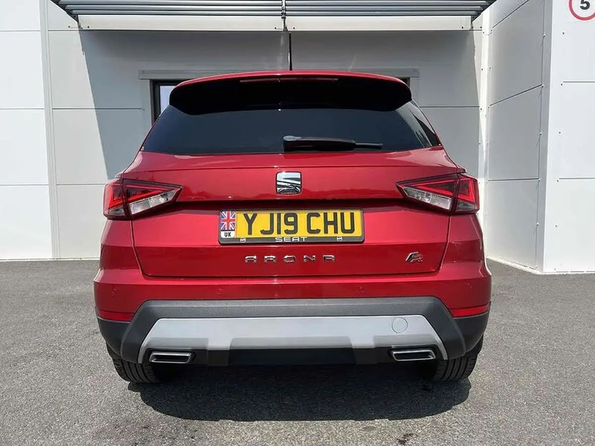 2019-seat-arona-10-tsi-fr-big-3