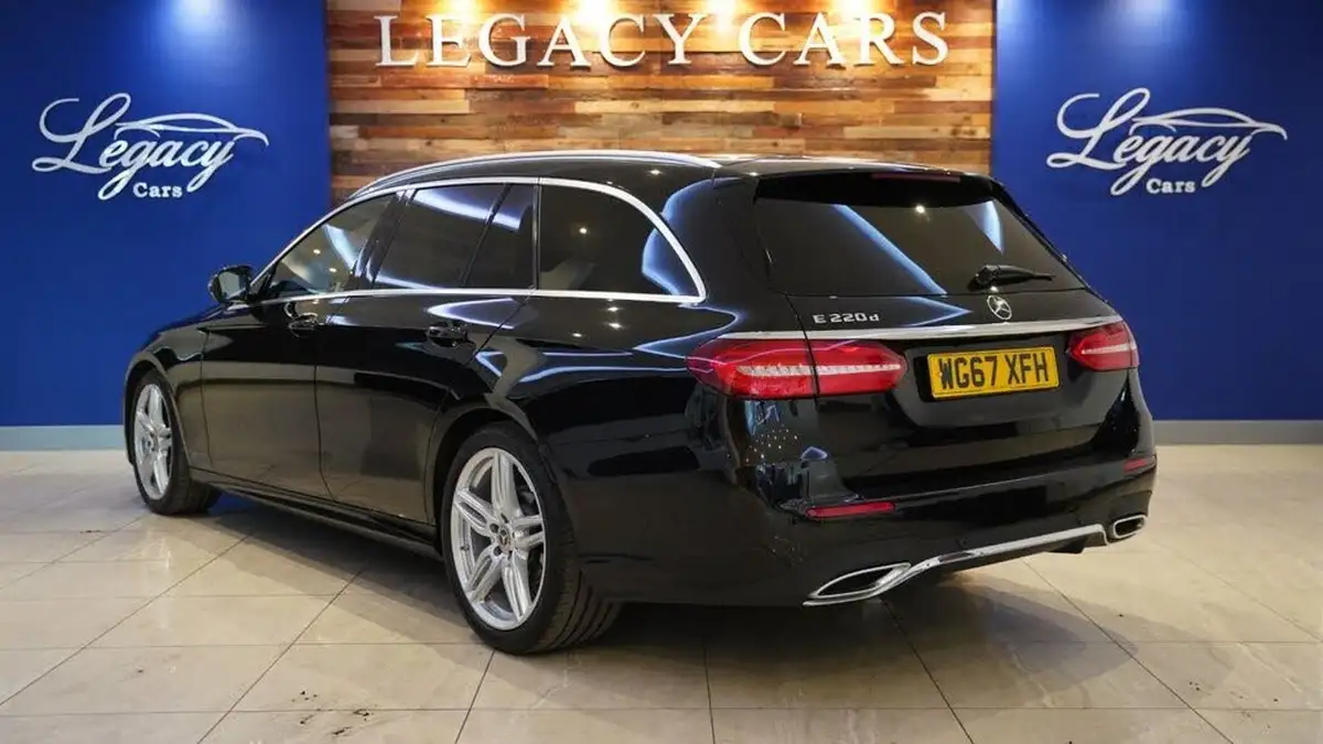 2017-mercedes-benz-e-class-20d-e220d-amg-line-ss-estate-5d-big-24