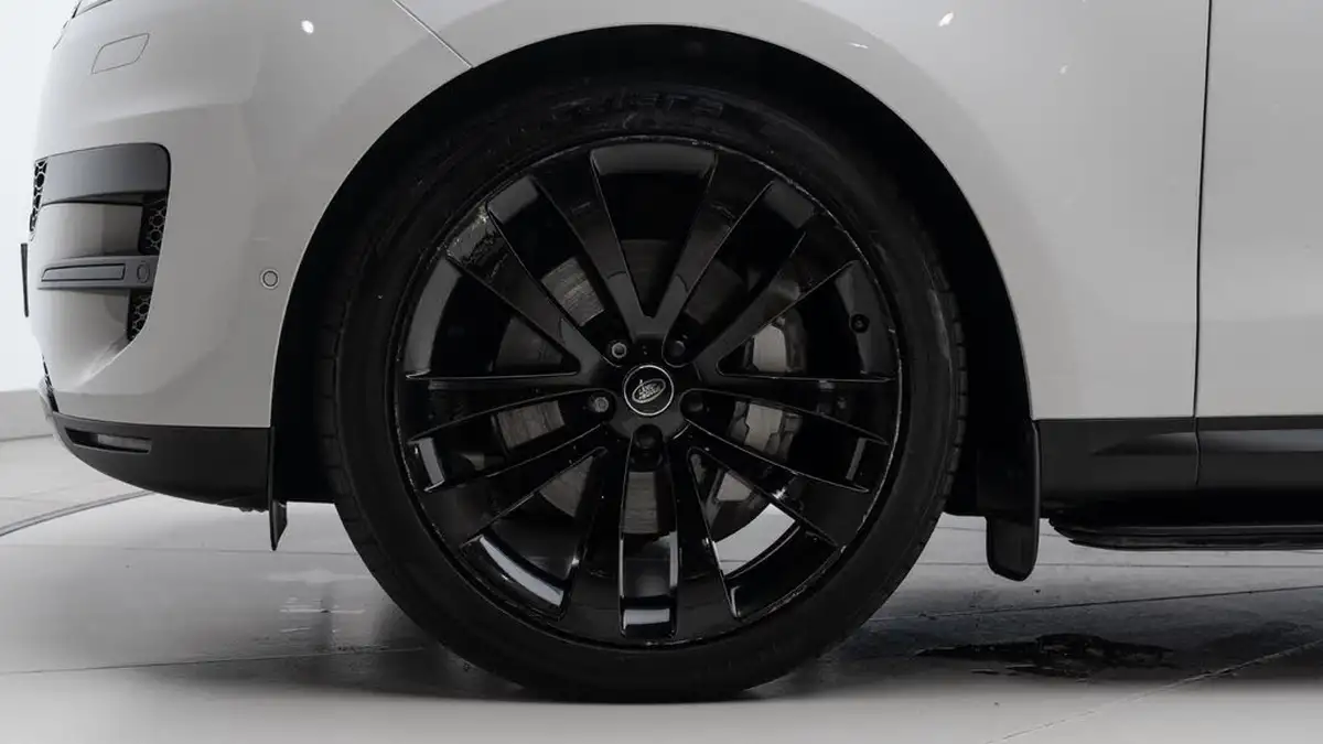 2023-land-rover-range-rover-sport-30-d300-se-big-9