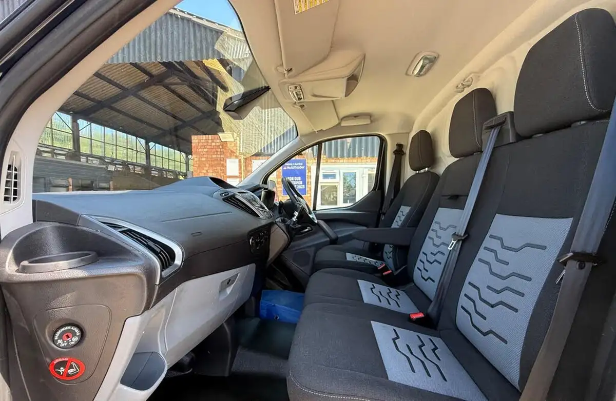 2014-ford-transit-custom-22tdci-270-l1h1-limited-125ps-big-7