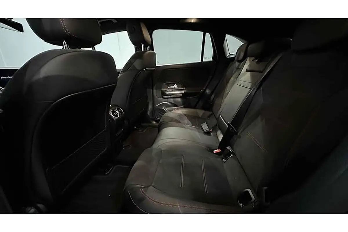 2021-mercedes-benz-eqa-e-eqa-250-amg-line-big-23