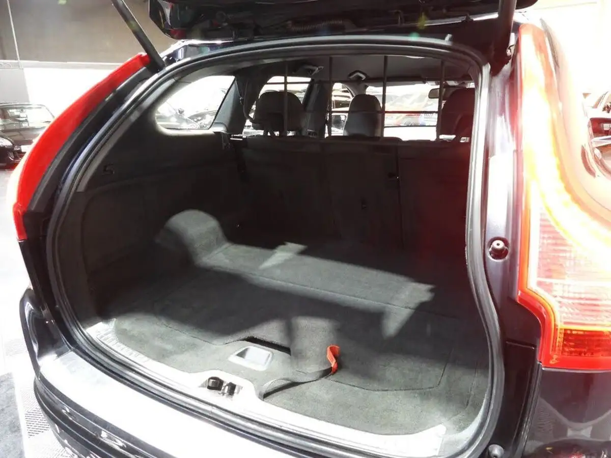 2014-volvo-xc60-24td-d4-se-lux-181bhp-nav-geartronic-big-24