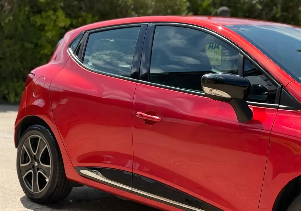 2014-renault-clio-15td-dynamique-medianavss-big-18