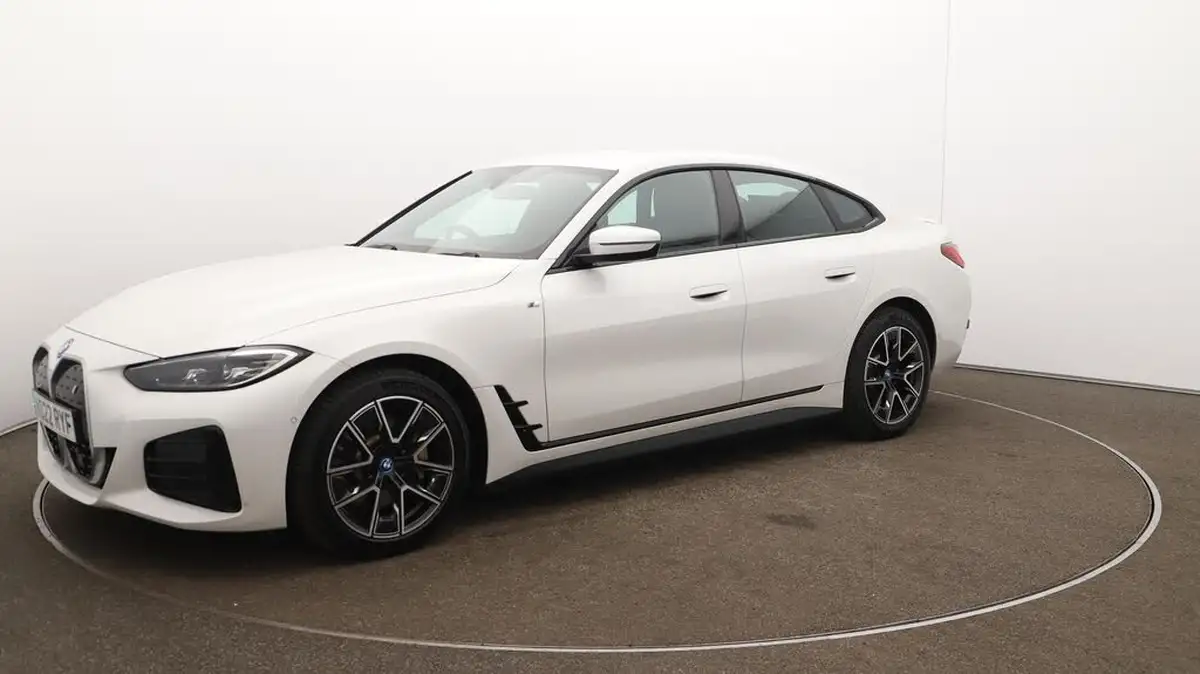 2022-bmw-i4-e-edrive40-m-sport-big-69