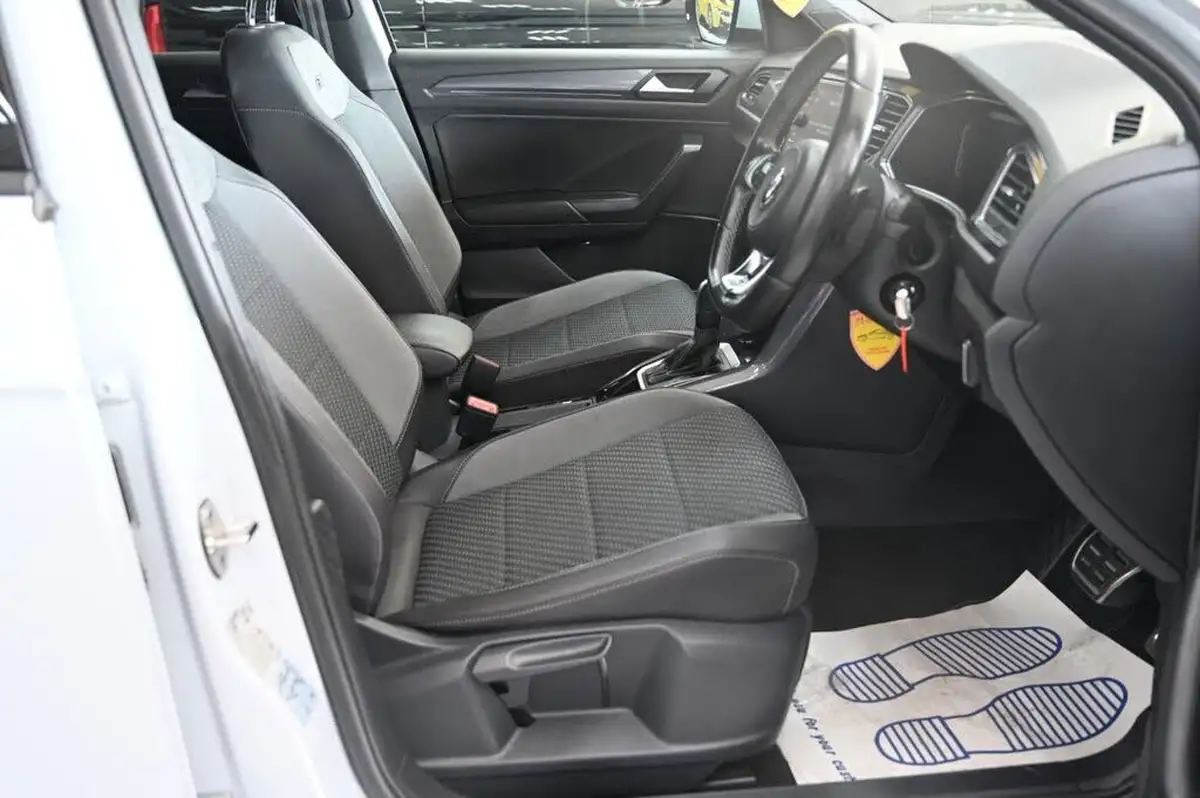 2021-volkswagen-t-roc-15-tsi-r-line-hatchback-5d-dsg-big-19
