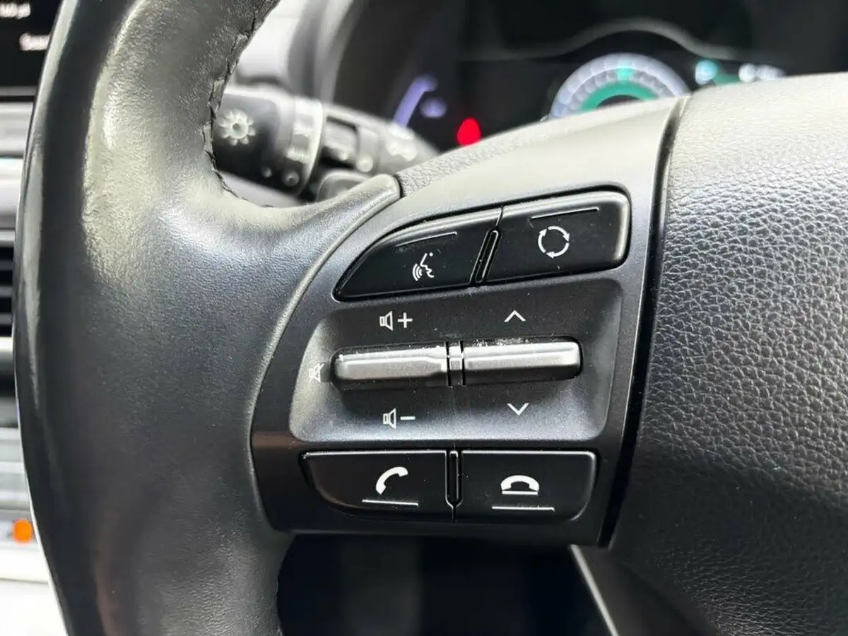 2020-hyundai-kona-e-premium-se-64kwh-7kw-obc-big-23