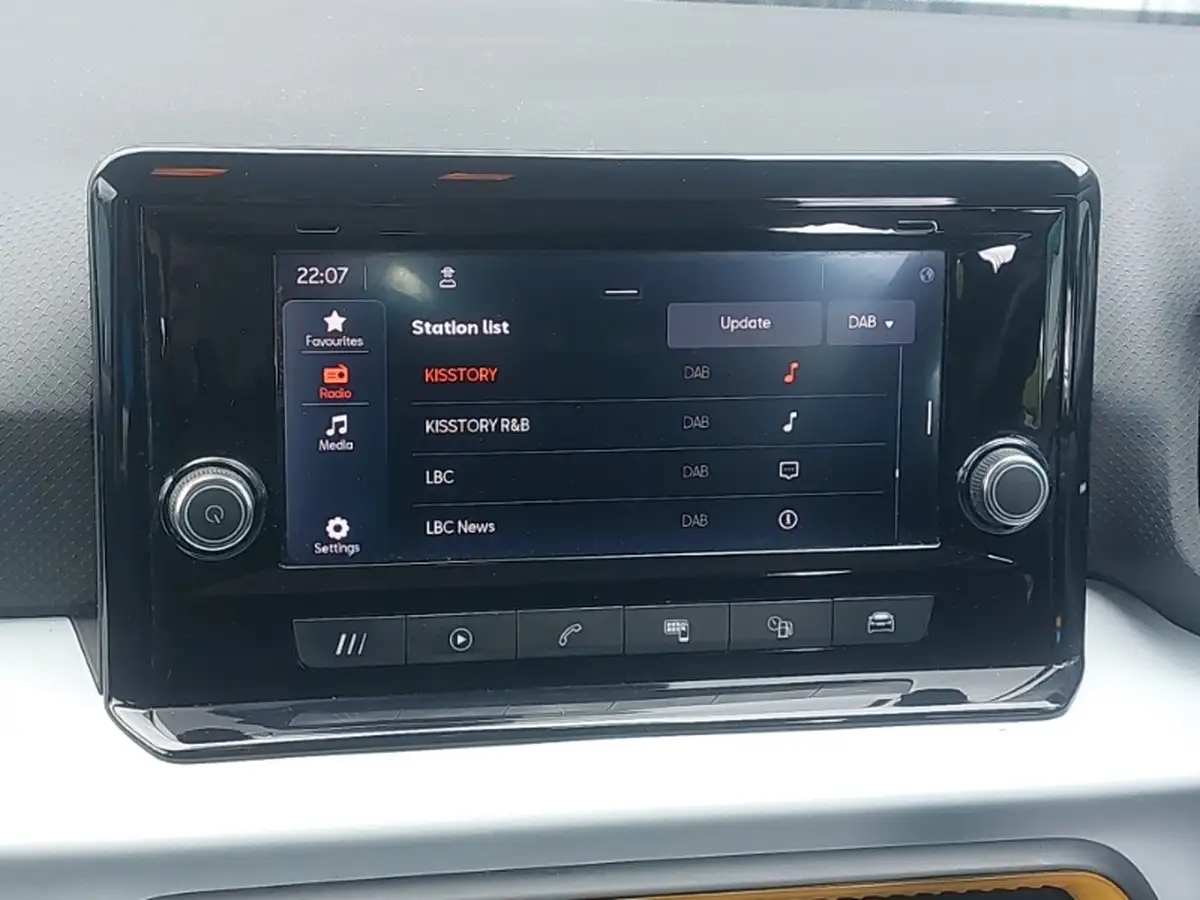 2022-seat-arona-10-tsi-evo-se-big-9