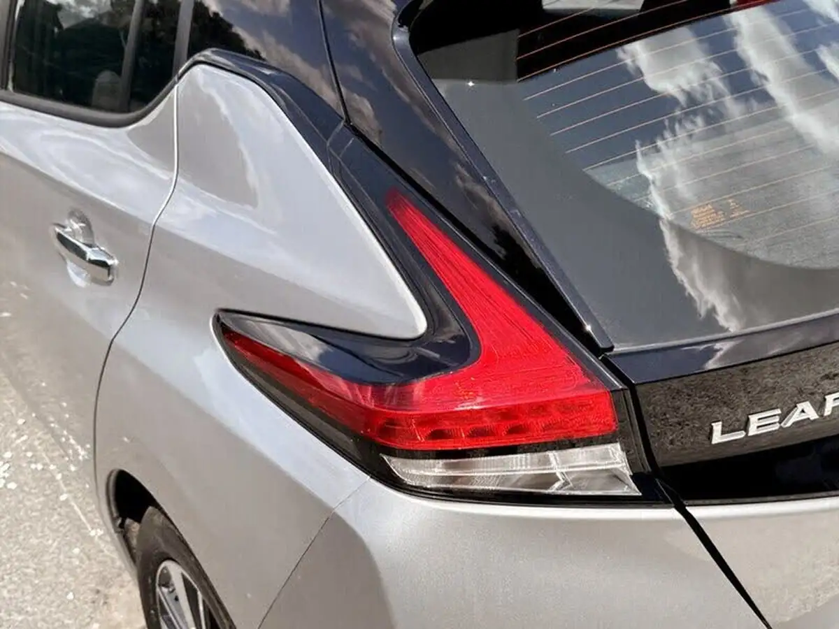 2022-nissan-leaf-e-acenta-big-11
