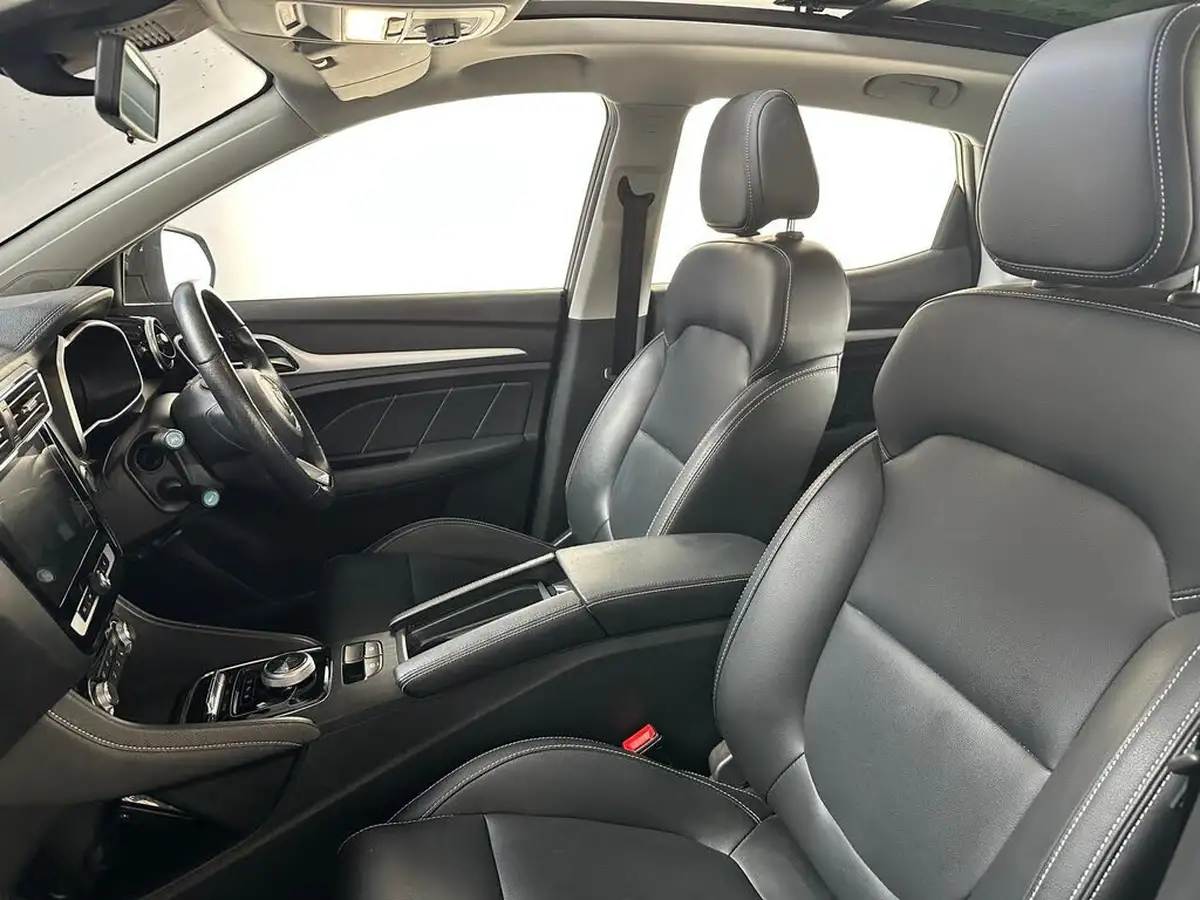 2021-mg-zs-suv-e-exclusive-ev-big-14