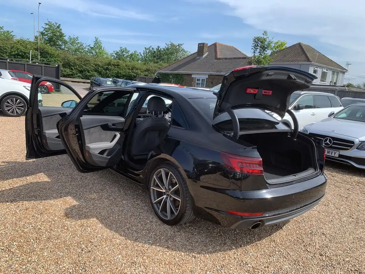 2018-audi-a4-20-tfsi-black-edition-big-49