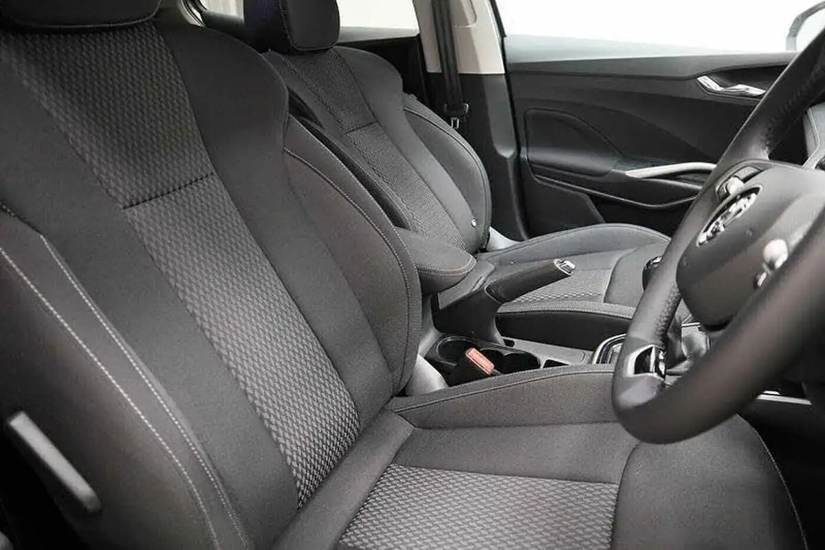 2025-skoda-fabia-10-tsi-se-l-edtion-big-9