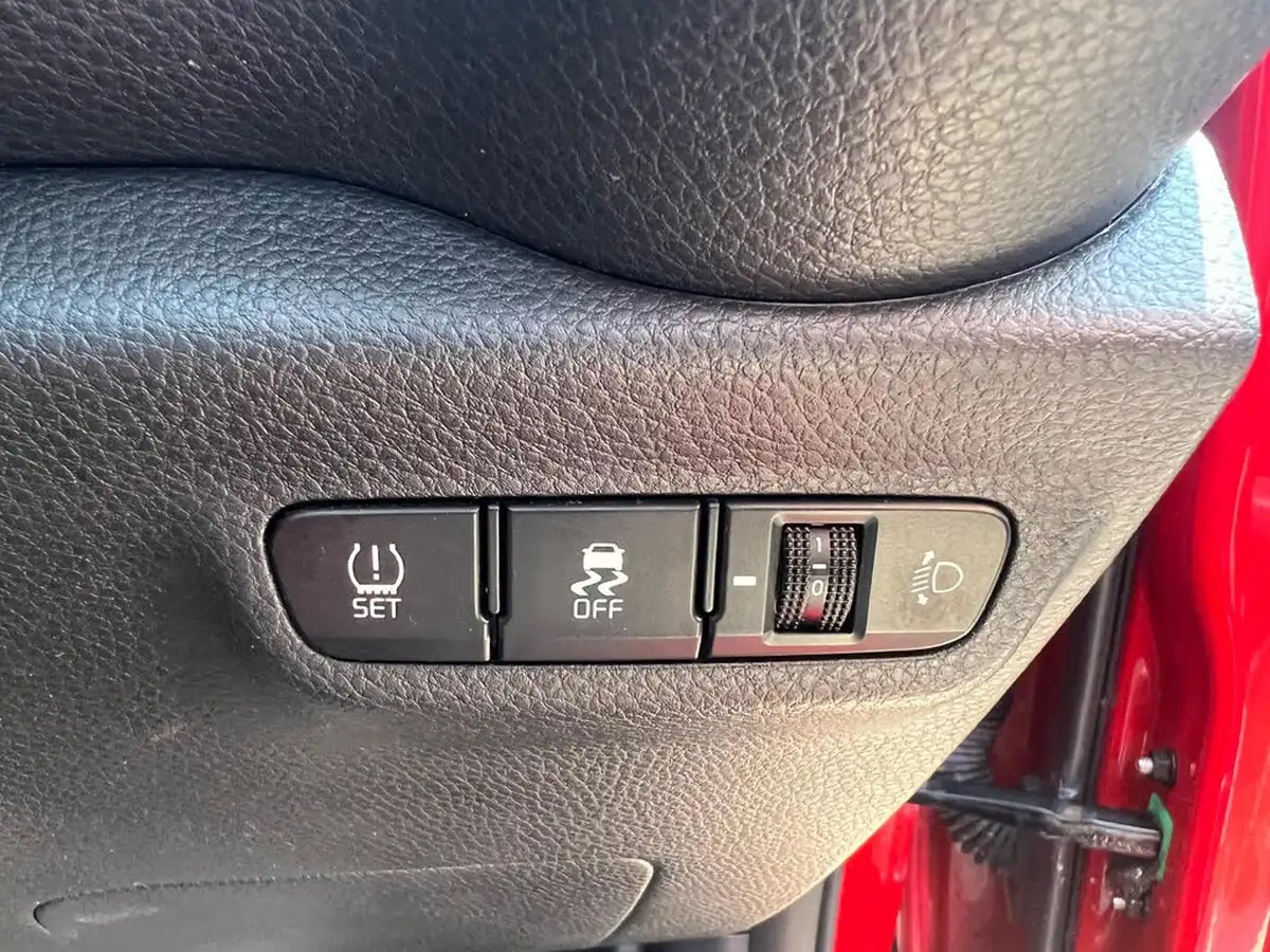2017-kia-picanto-125-3-big-30