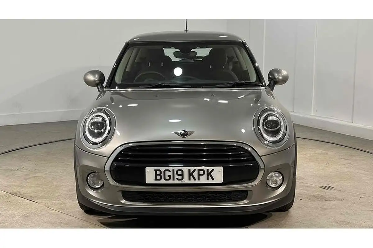 2019-mini-cooper-15-cooper-classic-hatchback-3d-big-3