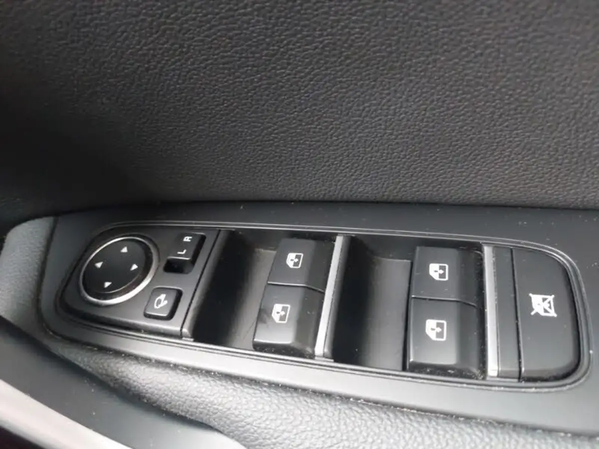 2022-kia-xceed-15-t-gdi-3-big-15