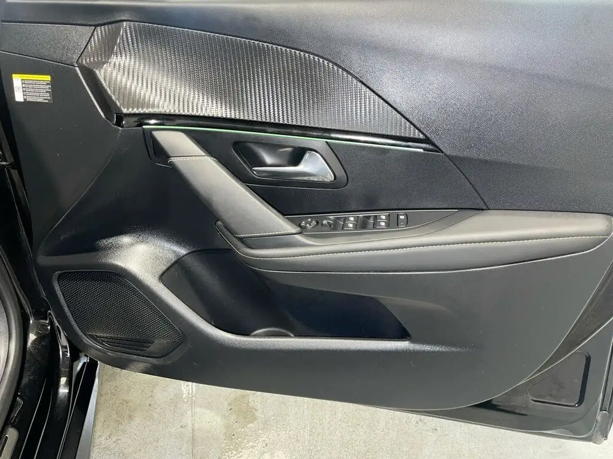 2022-peugeot-208-e-gt-136bhp-50kwh-big-6