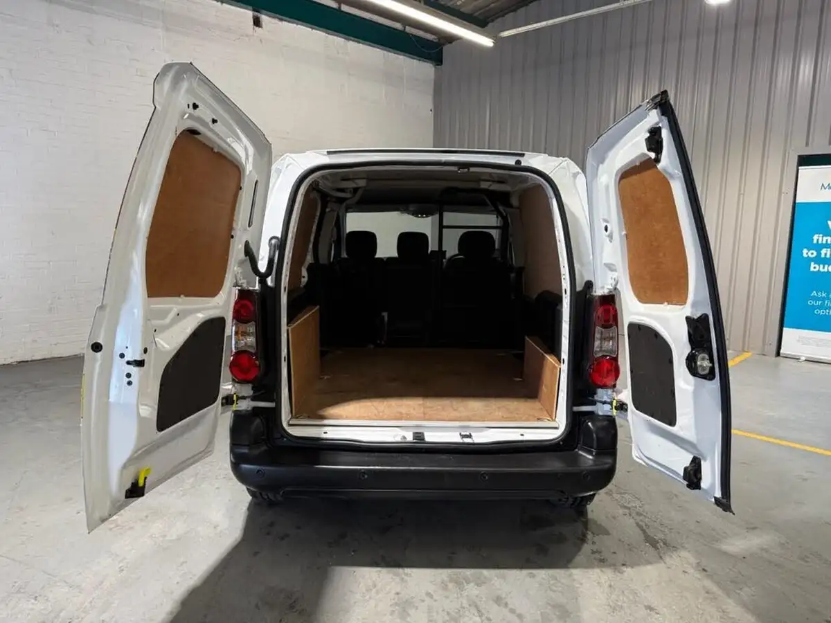 2017-citroen-berlingo-16td-l1625-enterprise-special-edition-16bluehdi-75eu6-panel-big-16