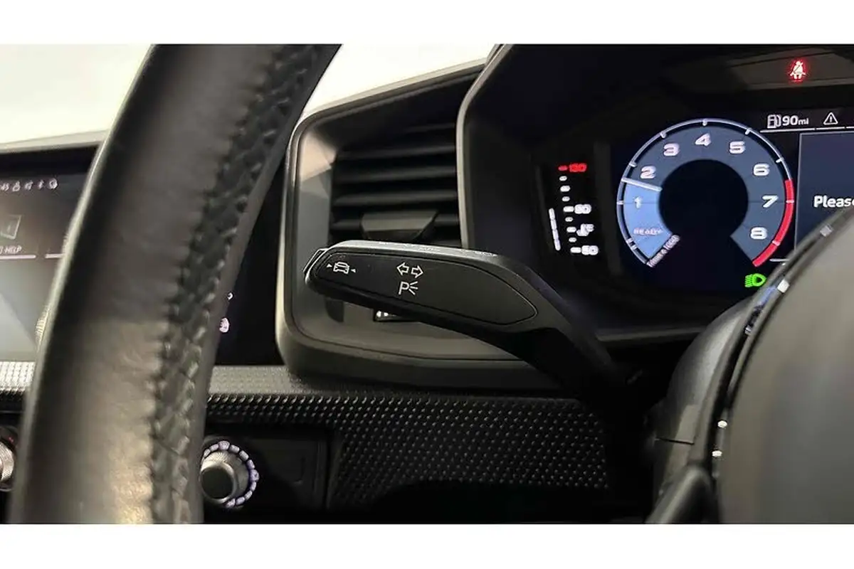 2022-audi-a1-10-25-tfsi-technik-big-34