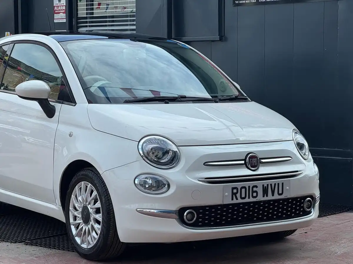 2016-fiat-500-12-lounge-dualogic-big-16