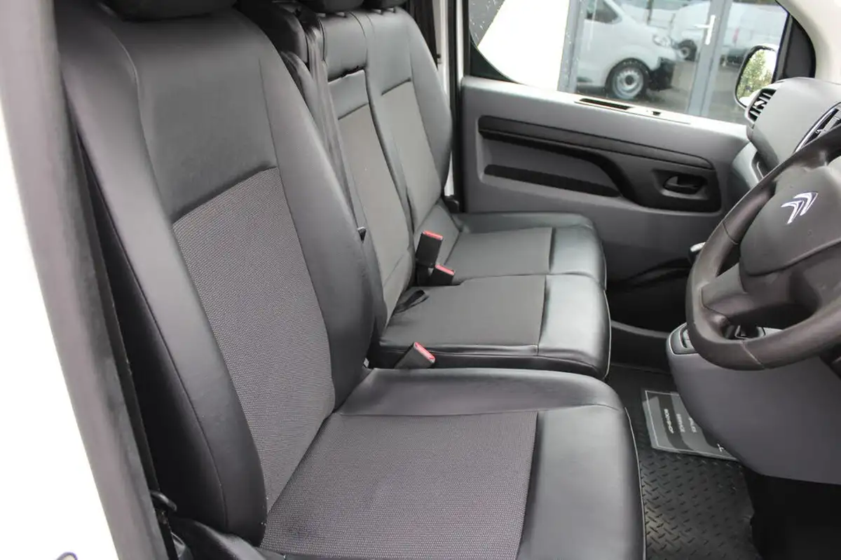 2020-citroen-dispatch-15bluehdi-enterprise-xs-1000-100pseu6dt-e-big-48