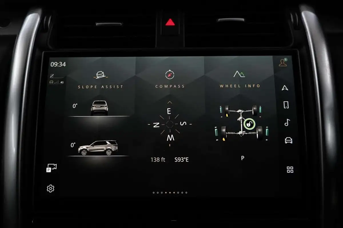 2021-land-rover-discovery-30-d300-r-dynamic-hse-big-35