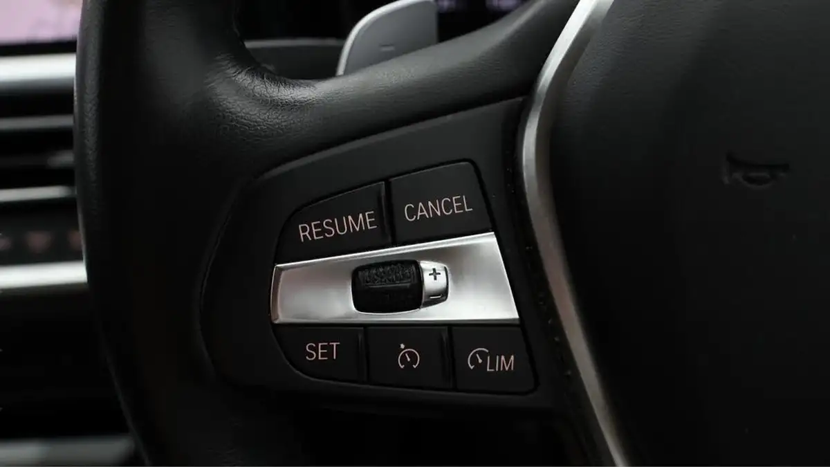 2021-bmw-3-series-20-330e-sport-pro-touring-5d-big-27