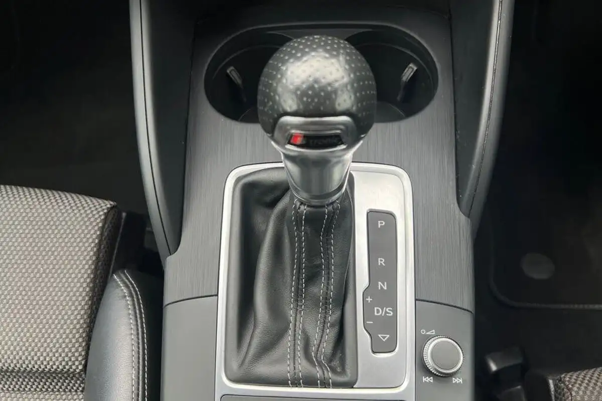 2019-audi-a3-15-35-tfsi-black-edition-sportback-5d-s-tronic-big-50