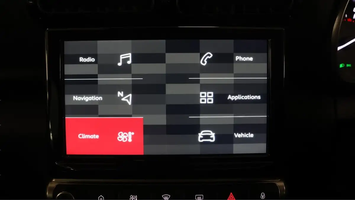 2022-citroen-c3-aircross-12-puretech-shine-plus-110ps-big-11