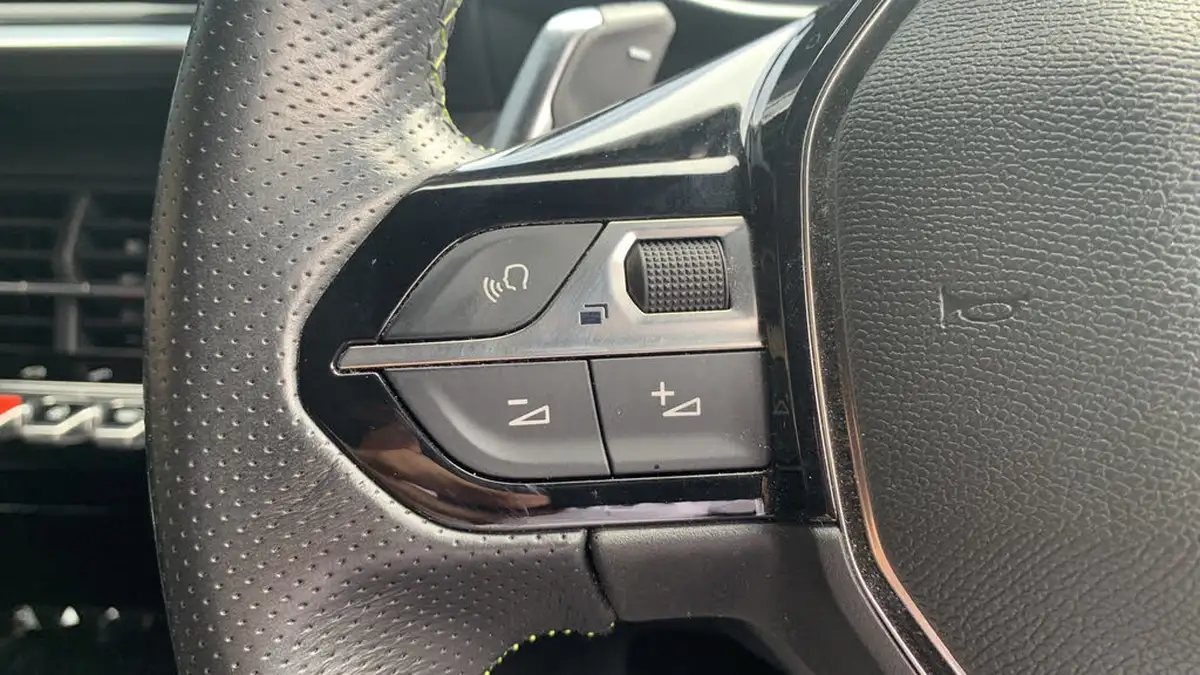2020-peugeot-208-12-puretech-gt-line-130bhp-eat8-big-22