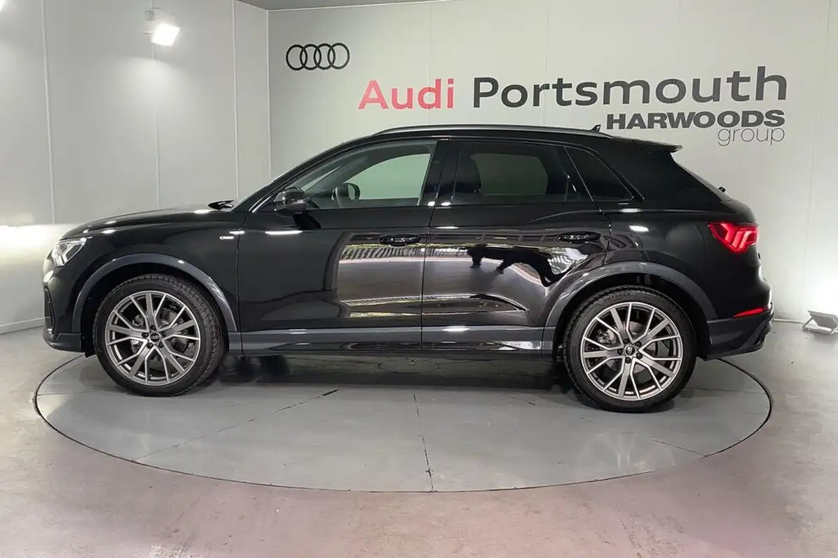 2025-audi-q3-15-35-tfsi-black-edition-station-wagon-s-tronic-big-7