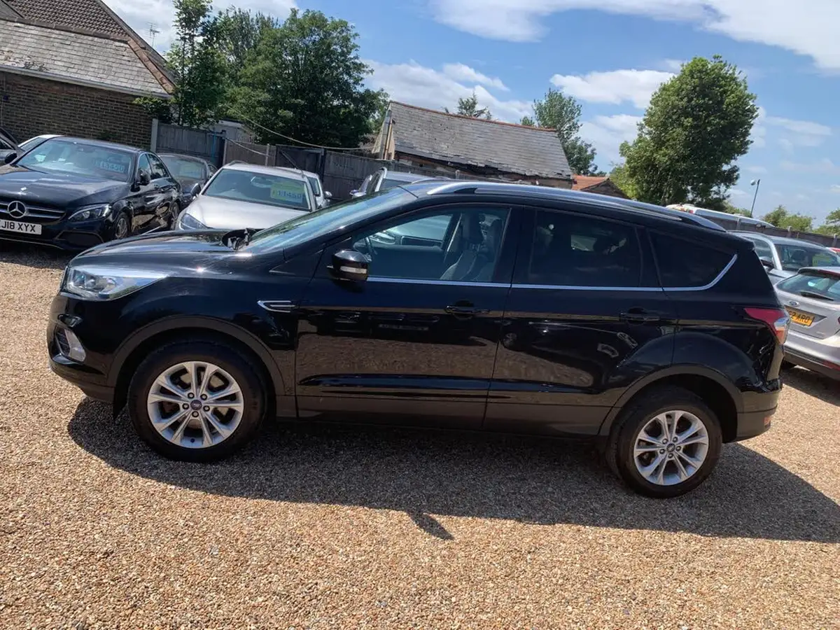 2018-ford-kuga-15tdci-titanium-big-3