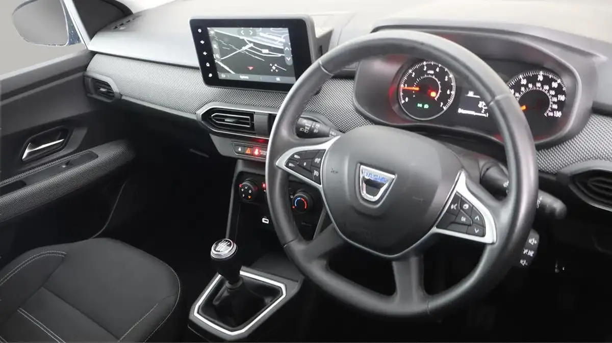 2022-dacia-sandero-10-tce-comfort-90bhp-big-8