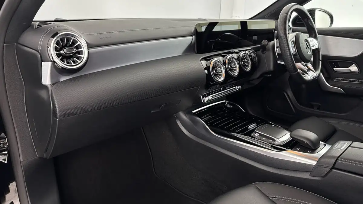 2022-mercedes-benz-a-class-20-a35-amg-executive-edition-hatchback-5d-big-9