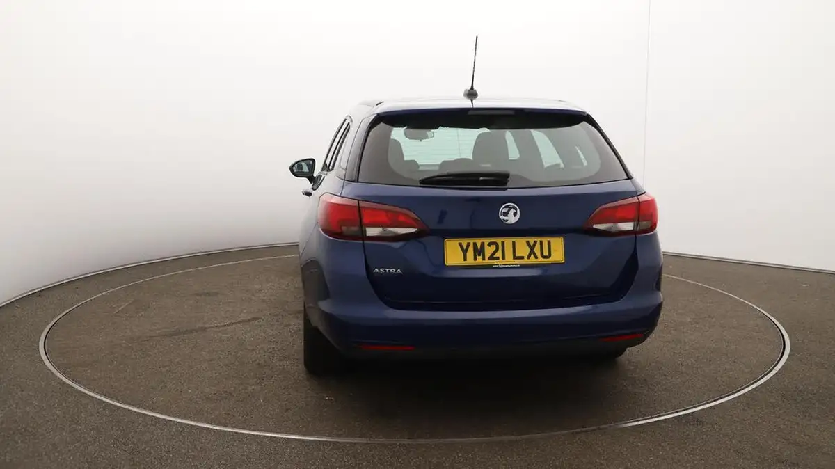 2021-vauxhall-astra-15-turbo-d-business-edition-nav-122ps-estate-big-57