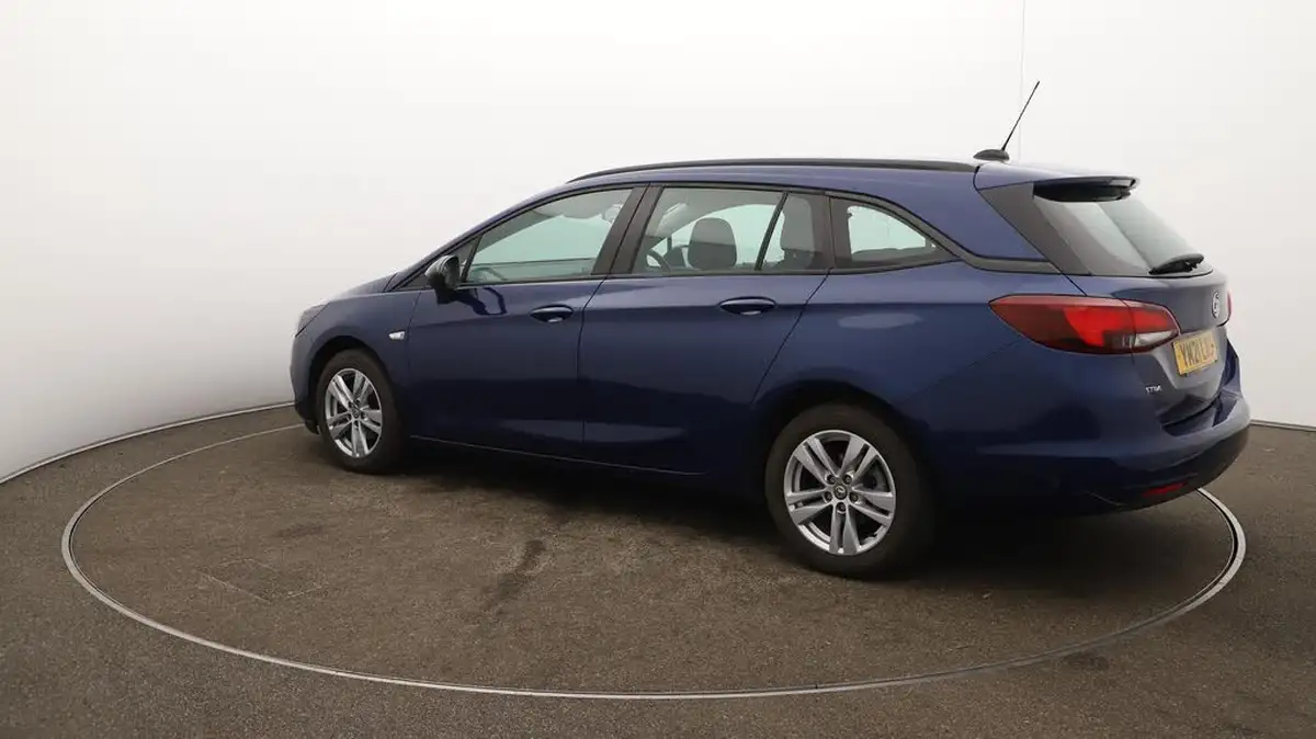 2021-vauxhall-astra-15-turbo-d-business-edition-nav-122ps-estate-big-33