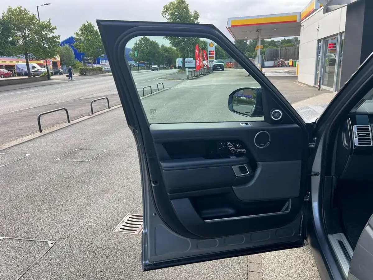 2021-land-rover-range-rover-20-p400e-autobiography-big-70