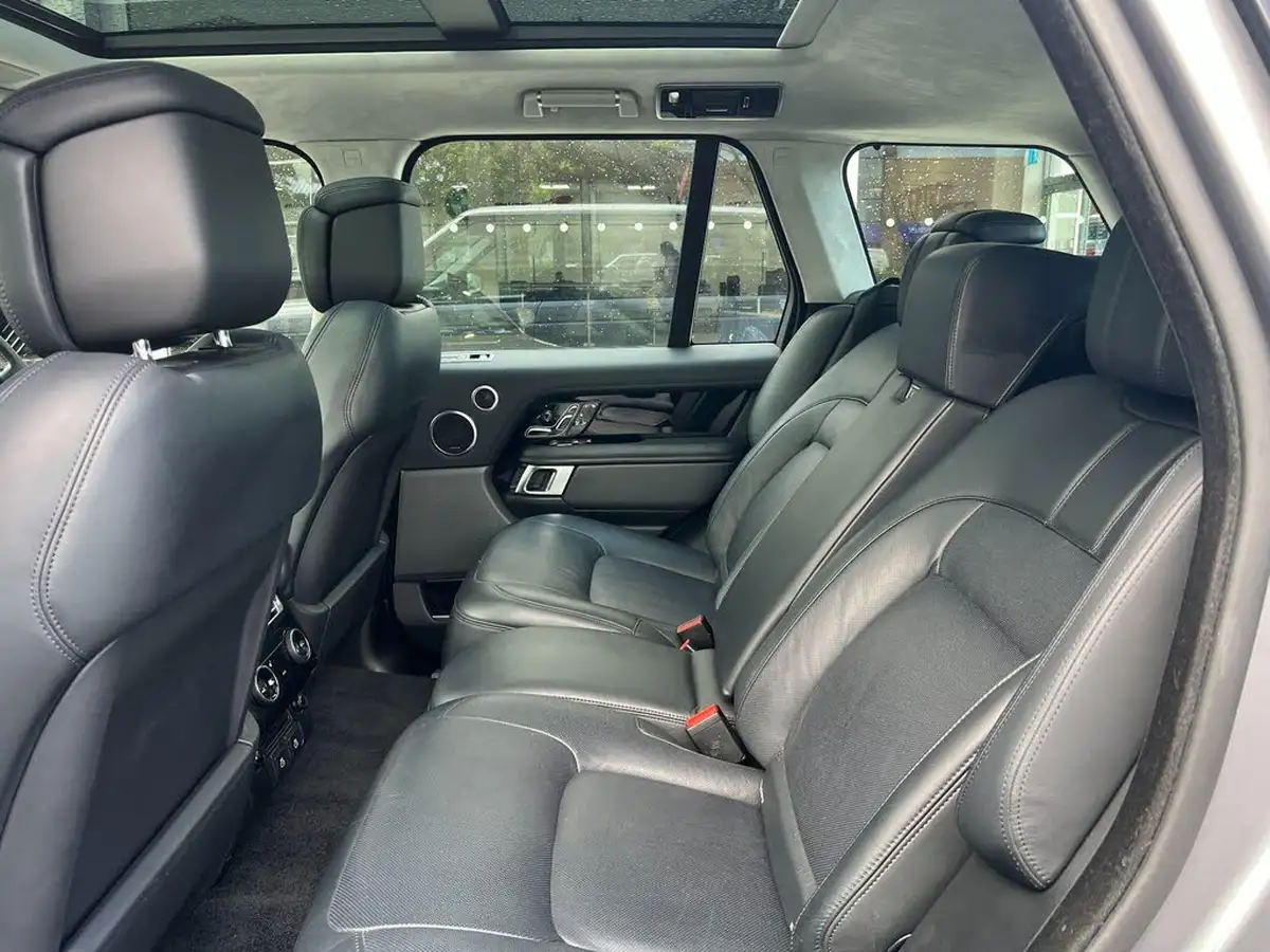 2021-land-rover-range-rover-20-p400e-autobiography-big-22