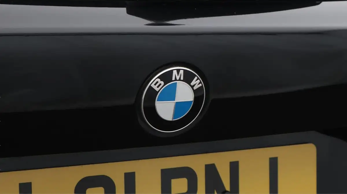 2021-bmw-1-series-20-128ti-lcp-big-21