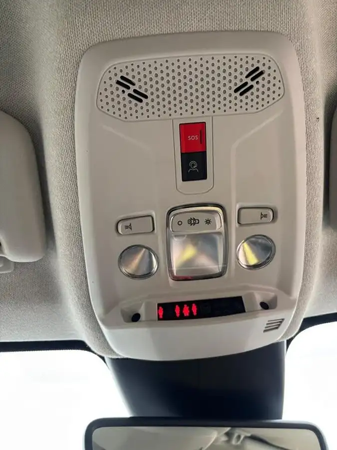 2022-citroen-c4-12-puretech-shine-130ps-big-34