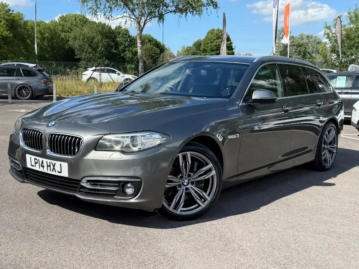 2014-bmw-5-series-30td-530d-luxury-touring-5d-big-1