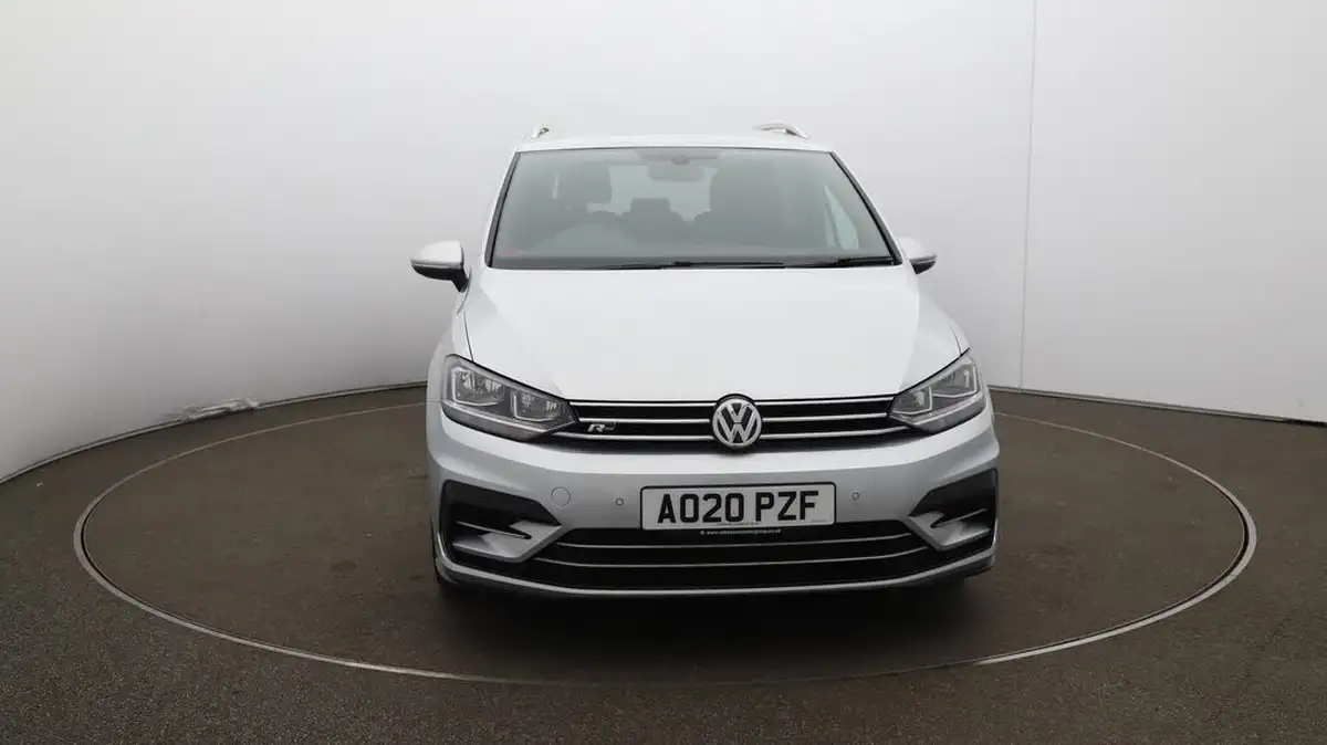 2020-volkswagen-touran-15-tsi-r-line-big-42