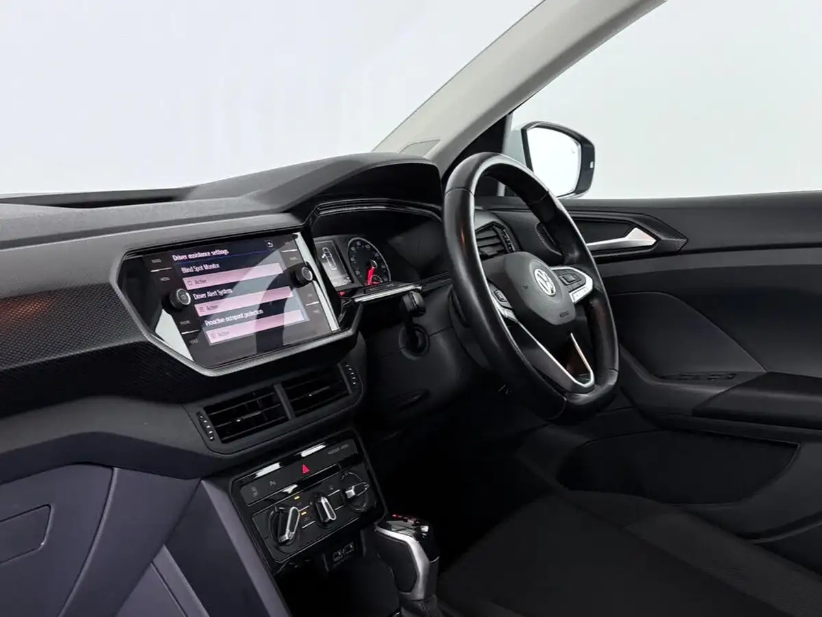 2019-volkswagen-t-cross-10-tsi-se-115ps-dsg-big-18