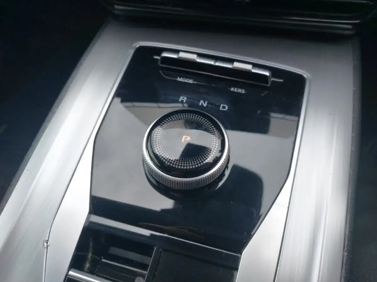 2023-mg-mg5-e-trophy-ev-big-17