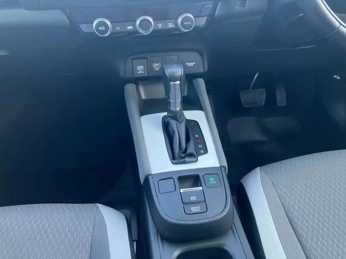 2021-honda-jazz-15-i-mmd-ex-109ps-big-19