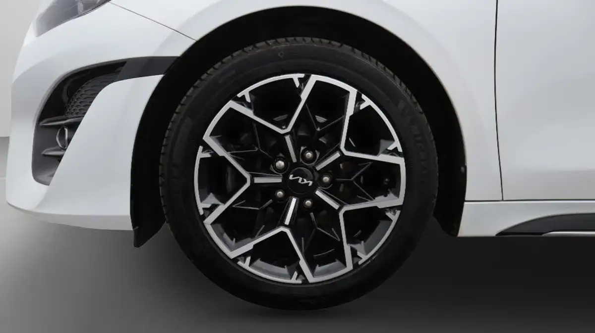 2022-kia-pro-ceed-15-t-gdi-gt-line-big-18