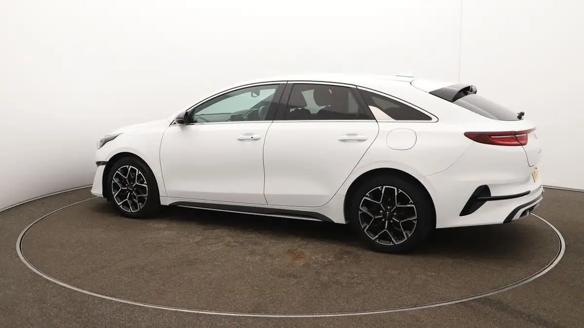 2022-kia-pro-ceed-15-t-gdi-gt-line-big-46