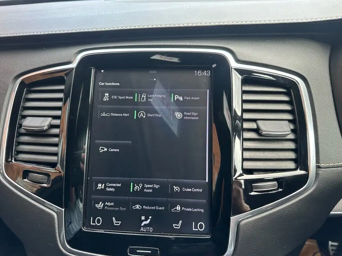 2019-volvo-xc90-20td-d5-r-design-big-13