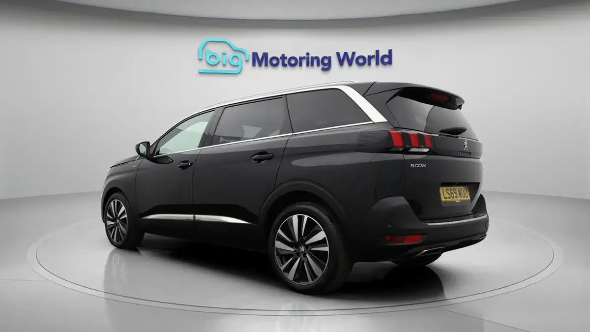 2019-peugeot-5008-suv-15-bluehdi-gt-line-eat8-big-5
