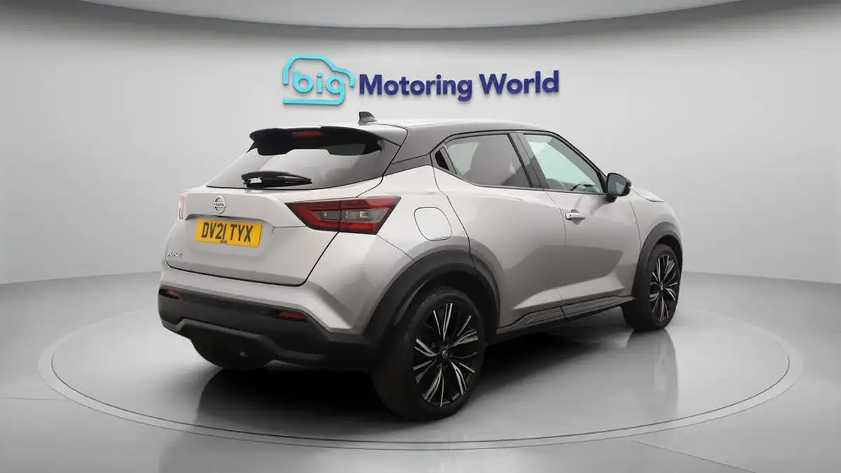 2021-nissan-juke-10-dig-t-tekna-big-7