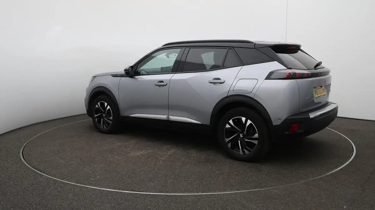 2023-peugeot-2008-suv-e-gt-136bhp-50kwh-station-wagon-big-37
