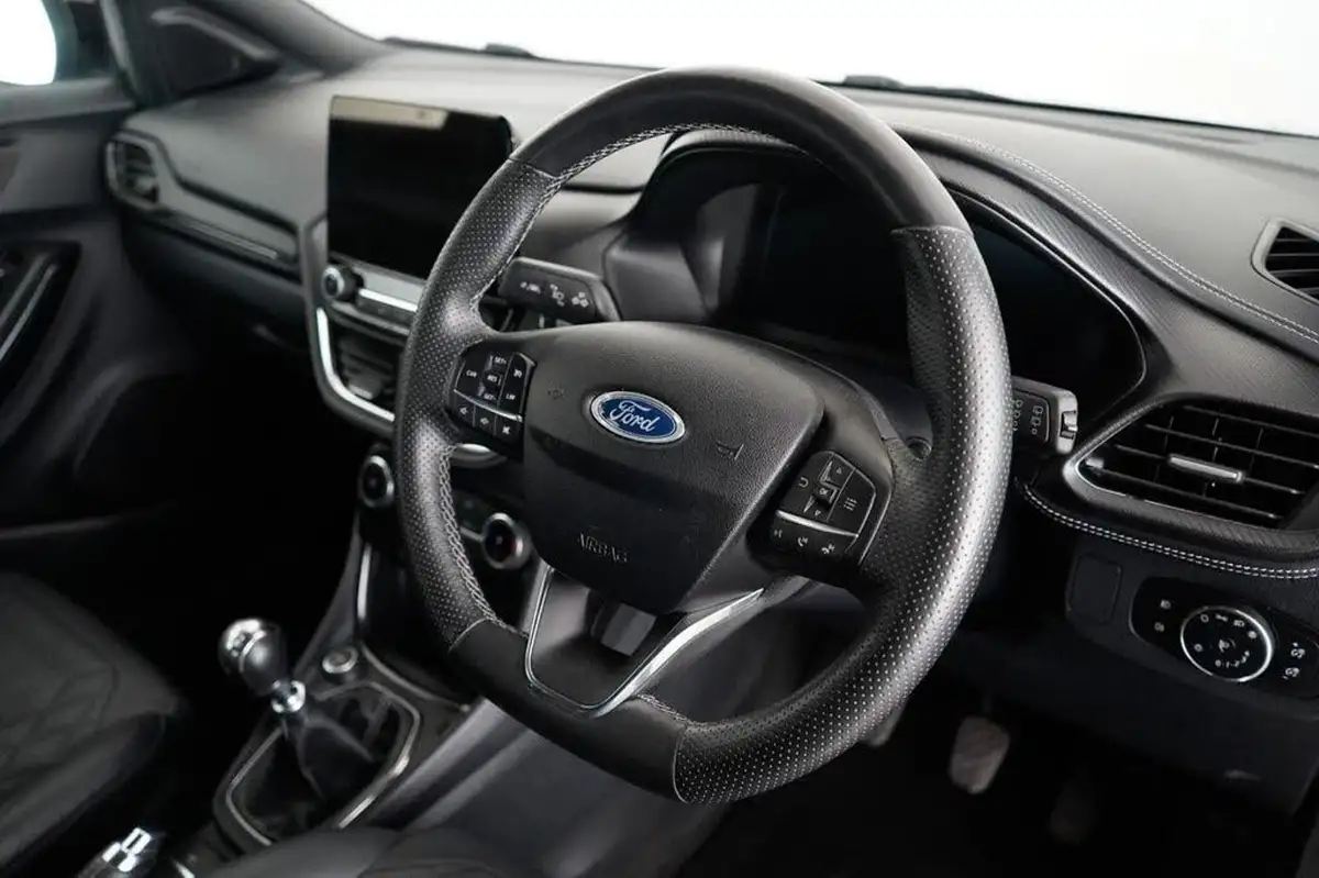 2022-ford-puma-suv-10-st-line-vignale-125ps-big-27